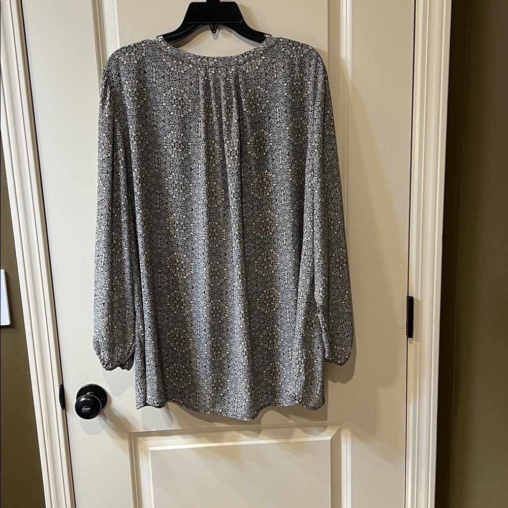 Faith & Zoe Black & White& brown &  Gray   Patterned Blouse 3x and bl - Picture 5 of 6